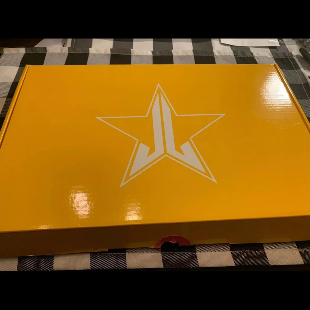 New Open Box Jeffree Star Pinksicle Mirror
